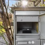Charming Apartments, Just 27 Minutes To Center