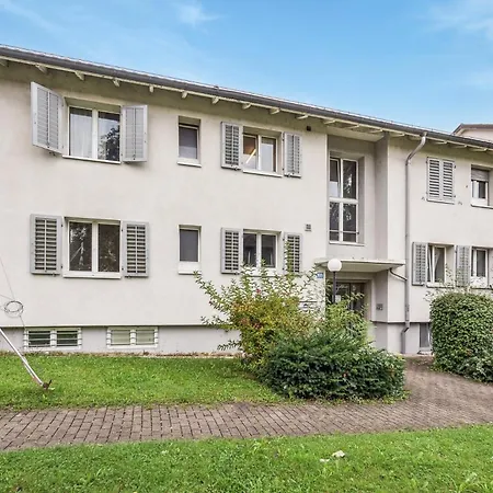 Charming Apartments, Just 27 Minutes To Center Zürich
